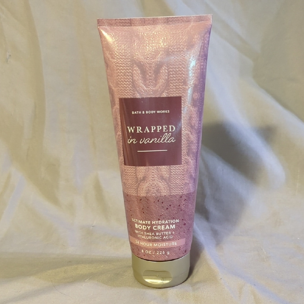 Wrapped In Vanilla Bath & Body Works Body Cream